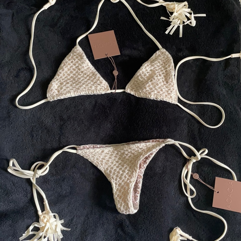 Brand new w/tags acacia crocheted bikini